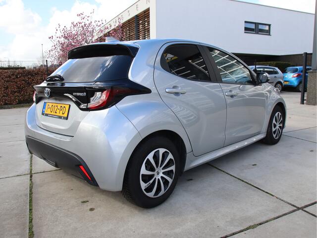Toyota Yaris 1.5 Hybrid Active Clima, Carplay-Camera, Cruise, NL Auto Lente actie