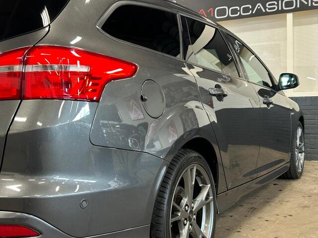Ford Focus Wagon 1.0 ST-Line DISTR. VV