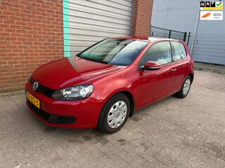 Volkswagen Golf VI