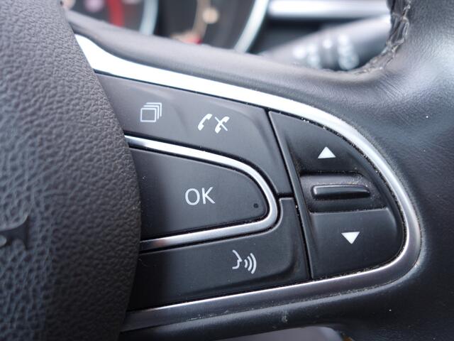 Renault Kadjar 1.2 TCe Bose | panoramadak | trekhaak