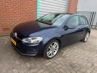 Volkswagen Golf VII