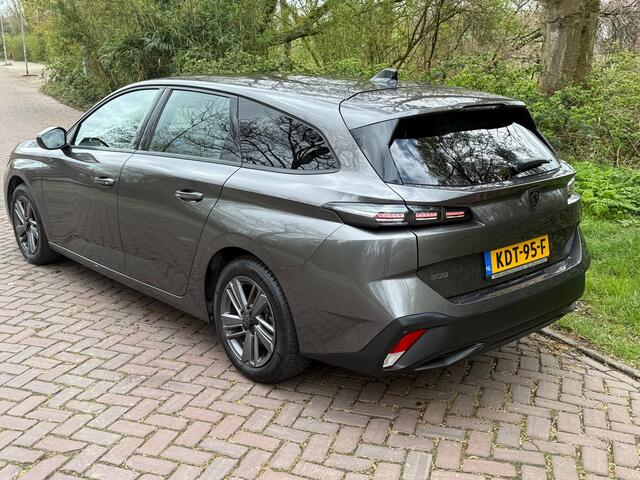 Peugeot 308 SW 1.2 PureTech Allure 130 PK Aut.1 Eig. 49000 km b.j. 3-2023 led verl. Navi ,Carplay