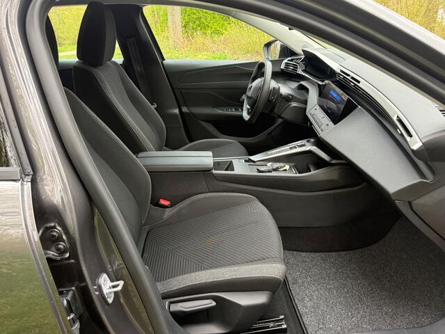 Peugeot 308 SW 1.2 PureTech Allure 130 PK Aut.1 Eig. 49000 km b.j. 3-2023 led verl. Navi ,Carplay