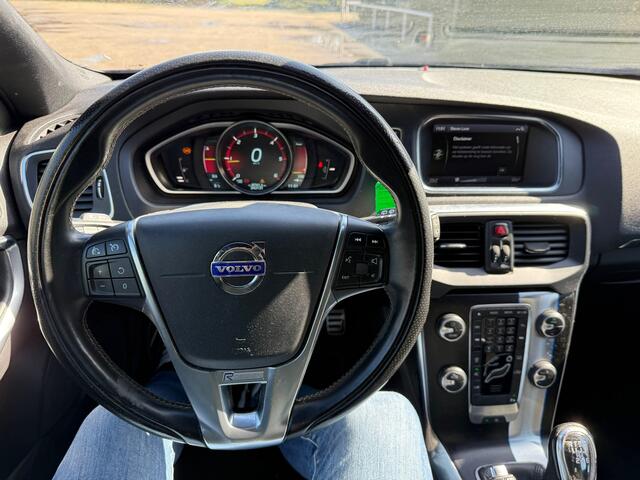 Volvo V40 1.6 D2 R-Design