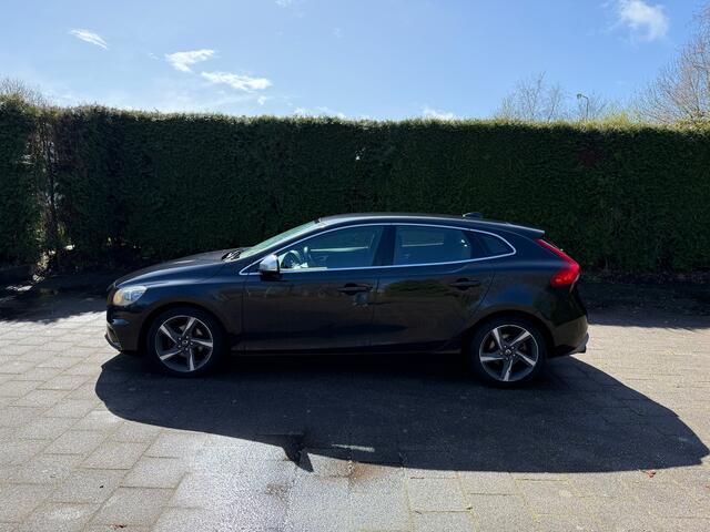 Volvo V40 1.6 D2 R-Design