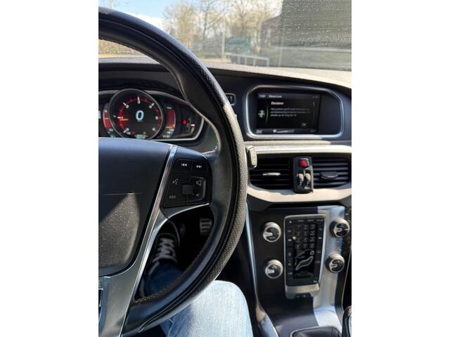 Volvo V40 1.6 D2 R-Design