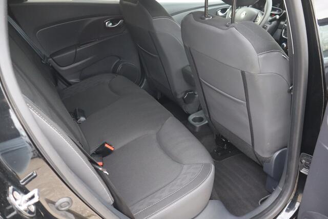 Renault Clio 0.9 TCe Limited NL. Auto Airco I Cruise I Tel. Bluetooth