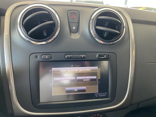 Dacia Sandero 0.9 TCe Laur�ate,Navigatie,Airco,Elektrischpakket,Trekhaak,Bleutooth,Radio Cd/Mp-3 Speler,15 Inch Lmv