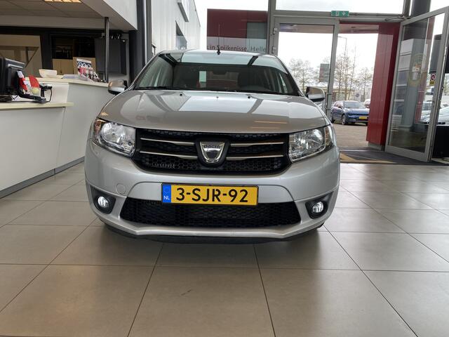 Dacia Sandero 0.9 TCe Laur�ate,Navigatie,Airco,Elektrischpakket,Trekhaak,Bleutooth,Radio Cd/Mp-3 Speler,15 Inch Lmv