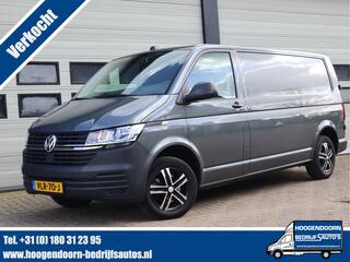 VOLKSWAGEN TRANSPORTER 2.0 TDI 111pk Euro 6 - Lang L2 - Trekhaak - Cruise - 3 Zits