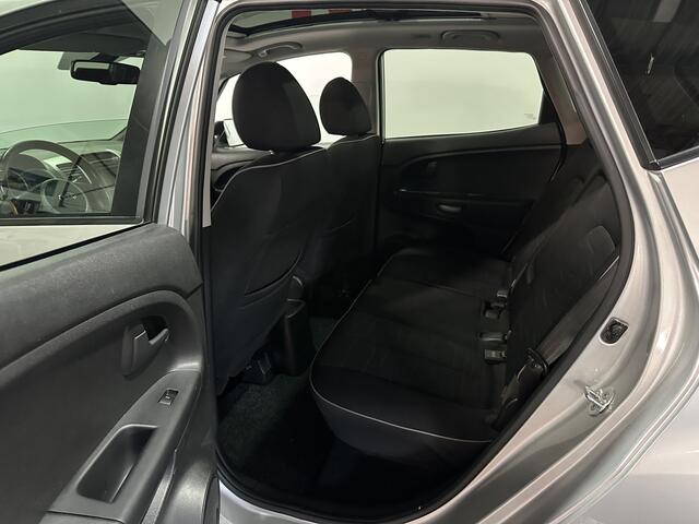 KIA Venga 1.4 CVVT World Cup Edition // 