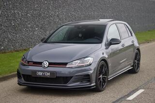 Volkswagen Golf VII