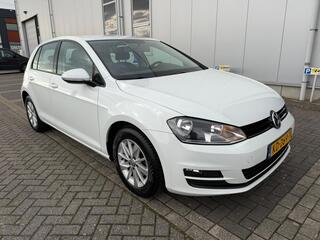 Volkswagen Golf VII