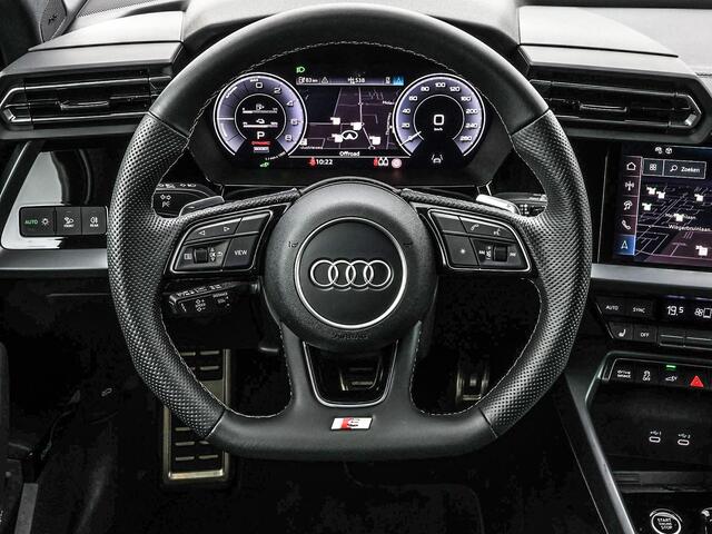 Audi A3 SPORTBACK 45 TFSIe 272pk S-tronic S edition Competition � Camera � Sonos Audio � Elektrische stoelverstelling � Keyless  � Stoelverwarming � Afneem