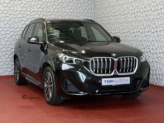 BMW X1 SDRIVE M-SPORT ELEK.KLEP CRUISE LEER/ALCANTARA SHADOW LINE NAVI LED CAMERA M-SPORT INTERIEUR / EXTERIEUR ? Top Auto's. Al 30 Jaar uw Bmw Specialist in ,  BMW M / M Sport / PHEV / HEV / Hybrid / Mhev / 25e / 30e / xDrive25e // xDrive30e / sDrive18i / sDriv
