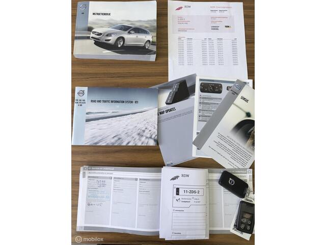 Volvo V60 1.6 T3 Kinetic NAP Automaat Navi Cruise Clima