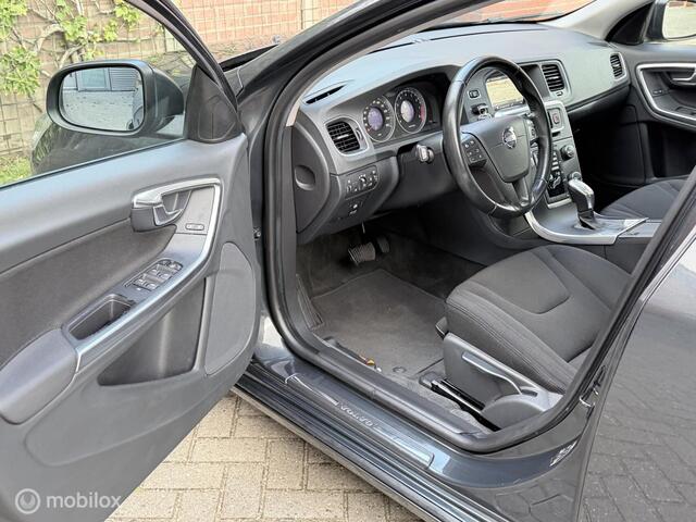 Volvo V60 1.6 T3 Kinetic NAP Automaat Navi Cruise Clima