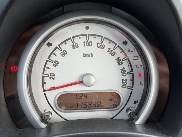 Opel Agila 1.0 Essentia Inruilauto's tegen vaste prijzen. Voor meer info: 0638140850 .