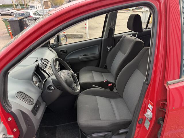 Opel Agila 1.0 Essentia Inruilauto's tegen vaste prijzen. Voor meer info: 0638140850 .
