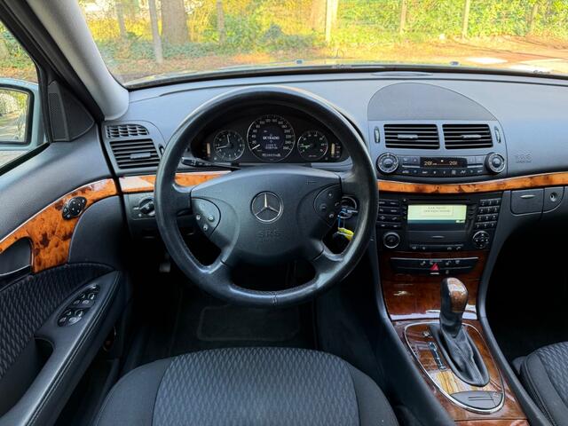 Mercedes-Benz E-Klasse 240 Automaat - zeer nette staat 