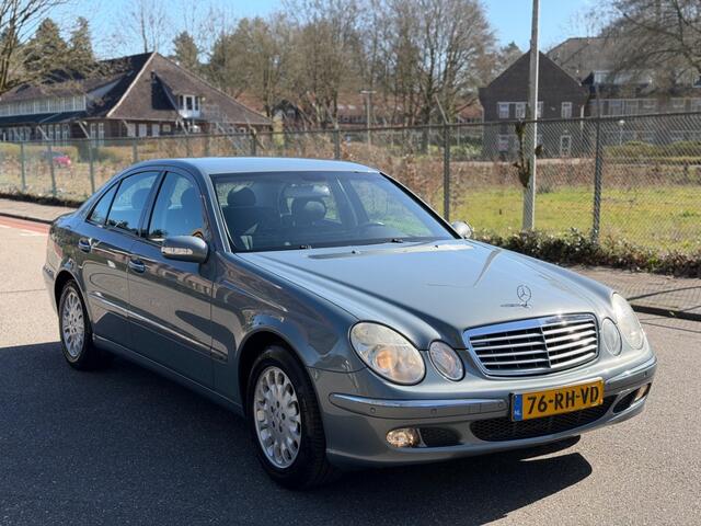 Mercedes-Benz E-Klasse 240 Automaat - zeer nette staat 