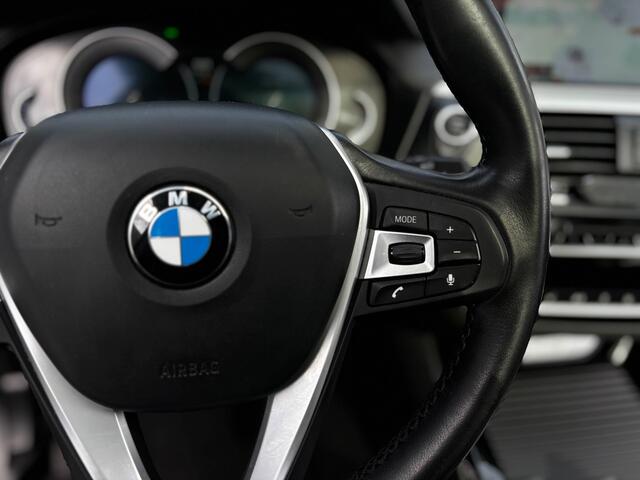 BMW X3 XDrive20i | Virtual Cockpit | Ambient Lighting | Panoramadak | Full Option