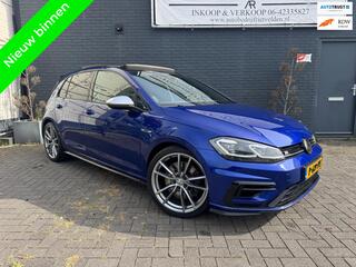 Volkswagen Golf VII