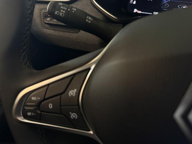 Renault Clio 1.0 TCe 90 GPF techno | 360 camera | groot navi | inductielader | tijdelijk gratis Top Afleverpakket twv Eur 695
