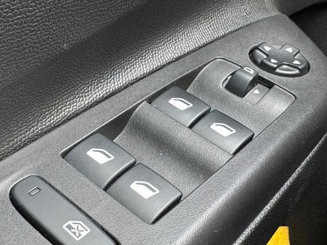 Opel Corsa 1.2 GS Line CarPlay Cruise Clima LED Mega vol
