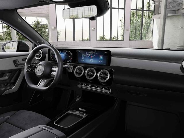 Mercedes-Benz A-Klasse Hatchback 250 e 140 Years Edition