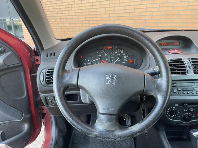 Peugeot 206 1.4 X-line 148DKM | NAP | AUTOMAAT | AIRCO | APK
