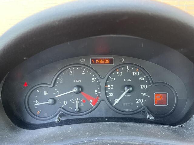 Peugeot 206 1.4 X-line 148DKM | NAP | AUTOMAAT | AIRCO | APK