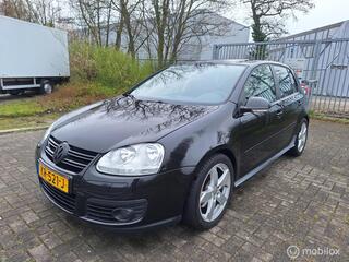 Volkswagen Golf V