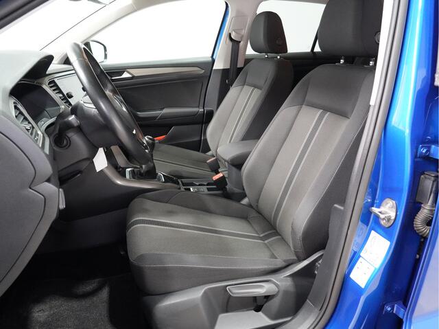 Volkswagen T-ROC 1.0 TSI Style | Trekhaak | Navigatie | ACC | 17 | PDC 163