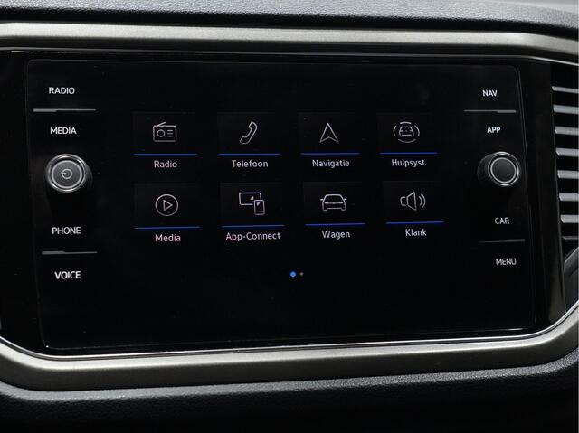 Volkswagen T-ROC 1.0 TSI Style | Trekhaak | Navigatie | ACC | 17 | PDC 163