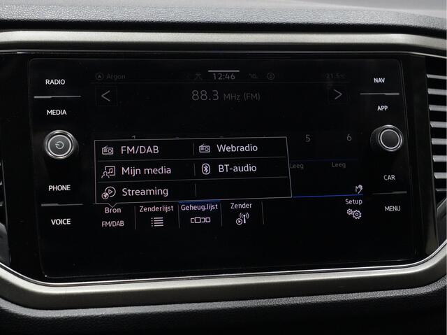 Volkswagen T-ROC 1.0 TSI Style | Trekhaak | Navigatie | ACC | 17 | PDC 163