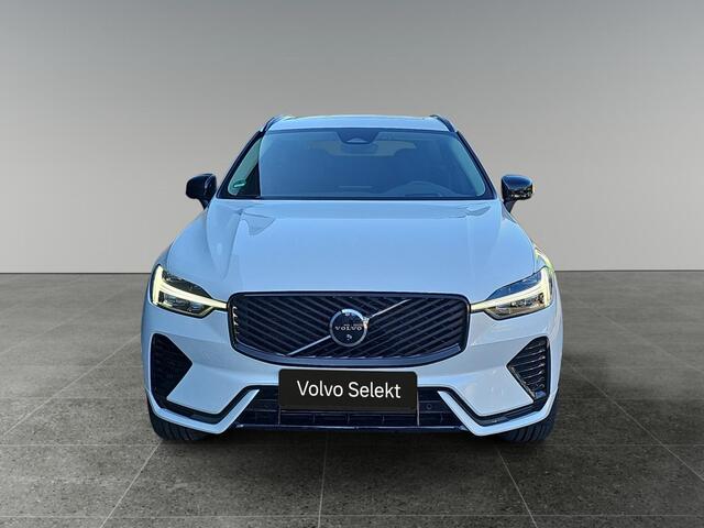Volvo XC60 2.0 T6 Plug-in hybrid AWD Plus Dark | Panoramadak | 360 camera | Headup display | Harman/Kardon |