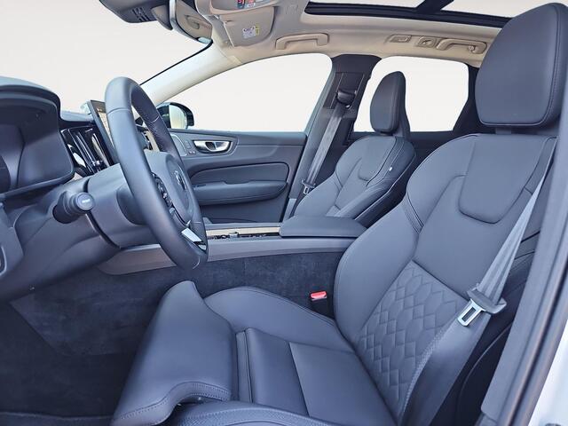 Volvo XC60 2.0 T6 Plug-in hybrid AWD Plus Dark | Panoramadak | 360 camera | Headup display | Harman/Kardon |