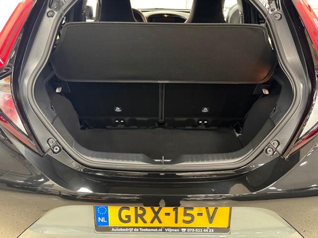 Toyota Aygo 1.0 VVT-I Pulse Bi-Tone ECC LM18 Camera NL NAP Cruise Apple Android