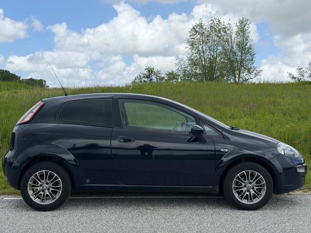 Fiat Punto Evo 1.2 / AIRCO / NW DISTRIBUTIERIEM / RIJDT GOED
