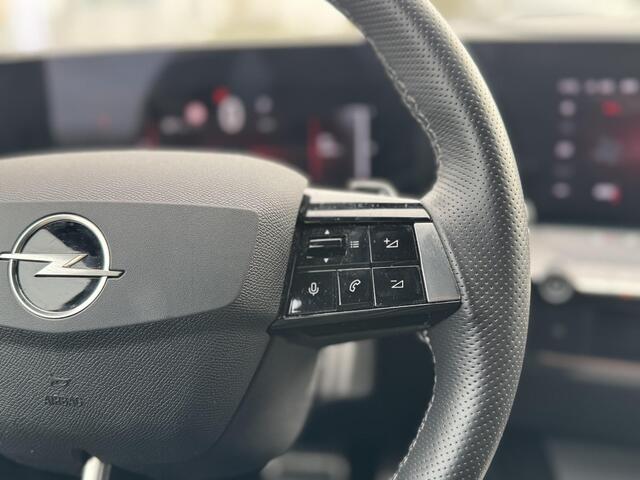 Opel Astra 1.2 Turbo GS Geheel rijklaar  Incl. 12 M garantie | 1e eigenaar | Stoel en stuurverwarming | Camera | Carplay draadloos | Full LED | 17 black LM