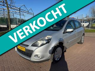 RENAULT CLIO Estate 1.5 dCi Collection