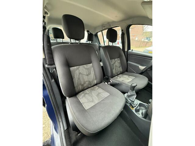 Dacia Sandero 1.2 Ambiance NWE Koppeling | Airco 2011