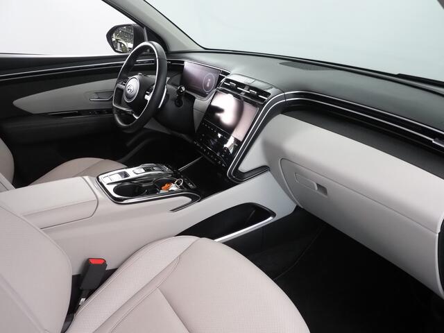 Hyundai Tucson 1.6 T-GDI PHEV Premium 4WD | Voorstoelen geventileerd en verwarmd | Stuurwiel verwarmd | 360� Camera | Dodehoekdetectie | Bestuurderstoel met g