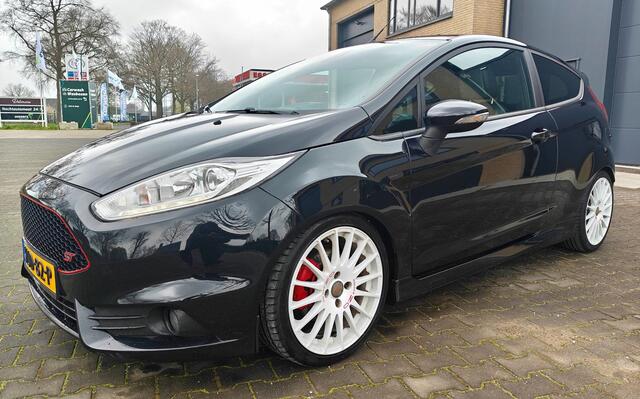 Ford Fiesta 1.6 ST2 Recaro Navigatie Camera O.Z.