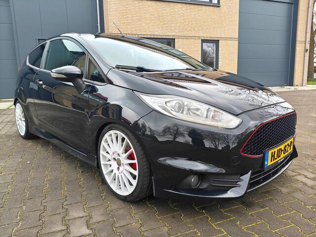 Ford Fiesta 1.6 ST2 Recaro Navigatie Camera O.Z.