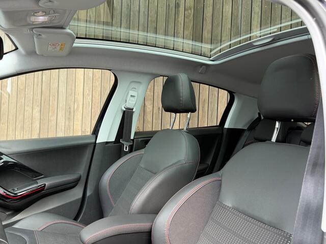 Peugeot 208 1.2 PureTech GT-line/ DEALER ONDERHOUDEN / PANO