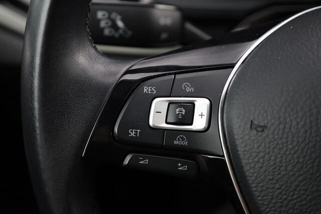 Volkswagen Polo 1.0 TSI Comfortline Business 95PK / 70kW, NL auto 1e eigenaar dealeronderhouden, 2-zone climatronic, achteruitrijcamera rear view, parkeersensore