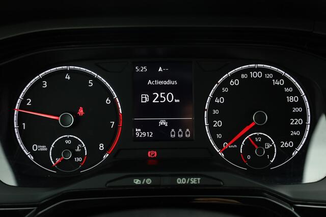 Volkswagen Polo 1.0 TSI Comfortline Business 95PK / 70kW, NL auto 1e eigenaar dealeronderhouden, 2-zone climatronic, achteruitrijcamera rear view, parkeersensore