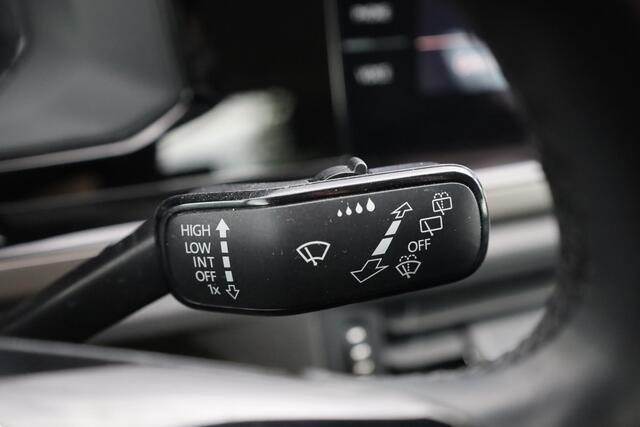 Volkswagen Polo 1.0 TSI Comfortline Business 95PK / 70kW, NL auto 1e eigenaar dealeronderhouden, 2-zone climatronic, achteruitrijcamera rear view, parkeersensore